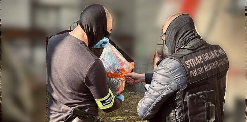 Nalot straży granicznej. Ponad 2 kilogramy narkotyków w słupskim mieszkaniu