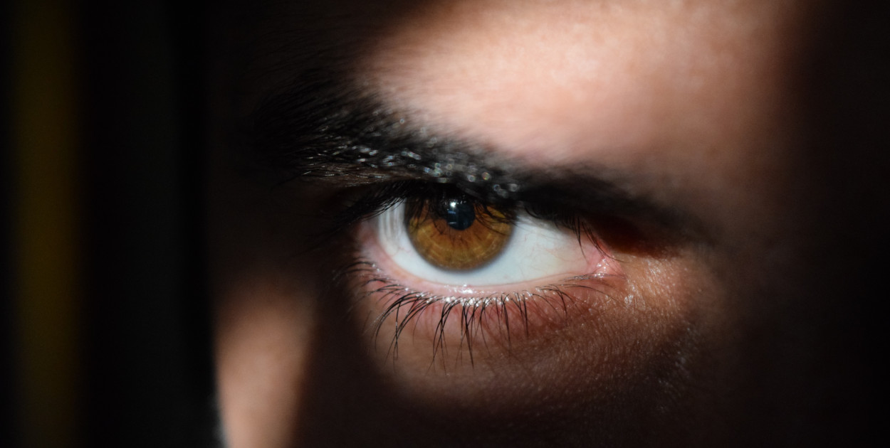 Dlaczego widzenie w ciemności jest możliwe? Działanie oka