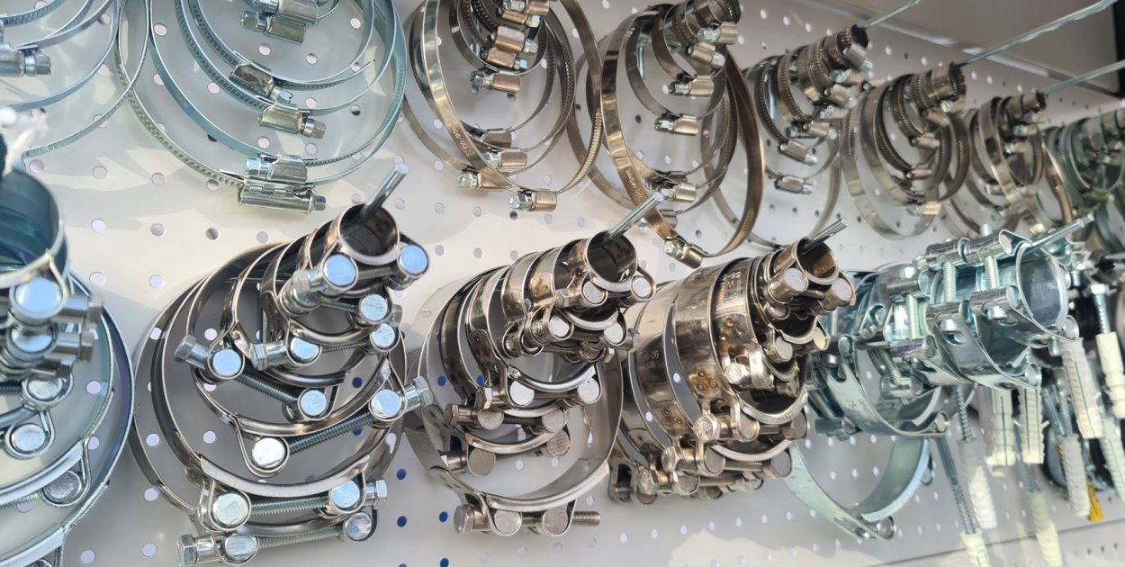 Systemy mocowań do instalacji przemysłowych i technicznych