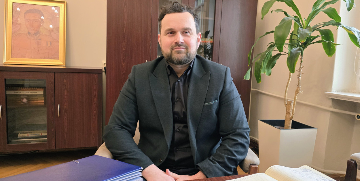 NIEPRZYZWOITY RING z kosztami x 2. Wywiad z Szewczykiem