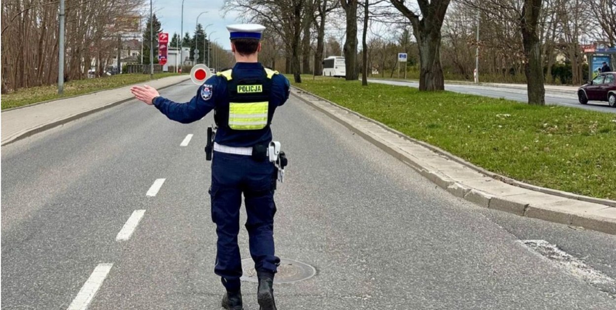 Trzy kontrole i TRZY ZATRZYMANIA. Poszukiwani wpadli jednego dnia!