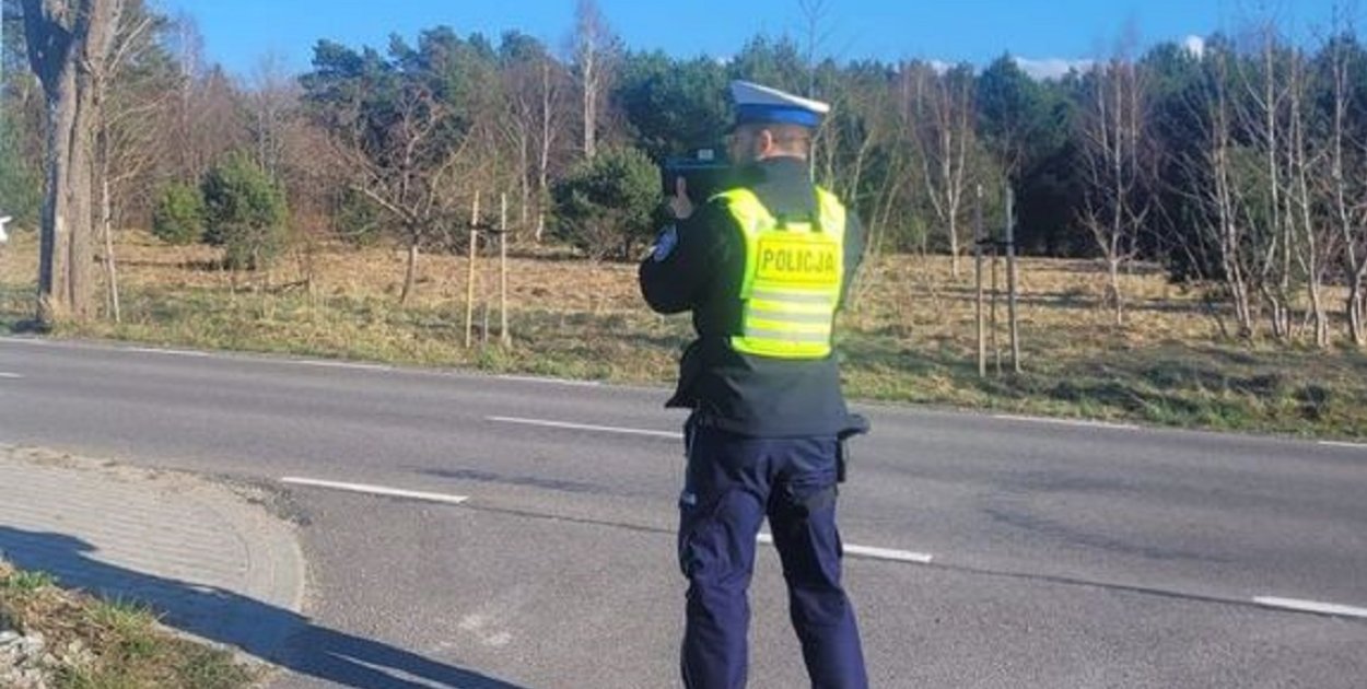 Powiat: Ponad 1600 kontroli i seria zatrzymań nietrzeźwych kierowców